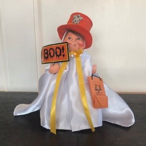 Annalee boy ghost bag and sign. 9” tall